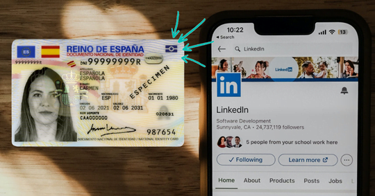 Pasaporte de identidad español (DNI 4.0) junto a un smartphone mostrando LinkedIn.